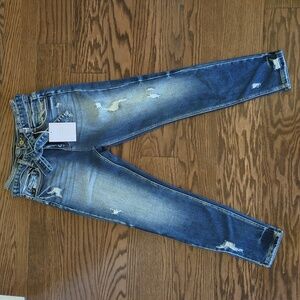 KanCan distressed skinny jeans size 5/26